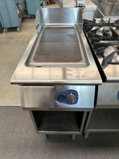 Electrolux 900XP 400mm Gas Griddle on Cabinet Base POA