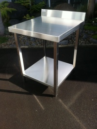 Prep Bench E18 700 x 700mm with upstand 