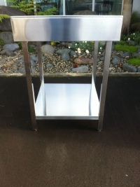 Prep Bench E18 700 x 700mm with upstand 