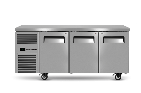 Skope Reflex RF7.UBR.3.SD 3 Solid Door Undercounter Fridge
