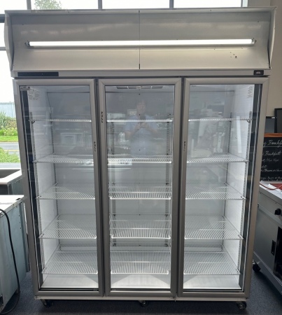 Used Skope TME1500C Vertical 3 Glass Door Chiller POA